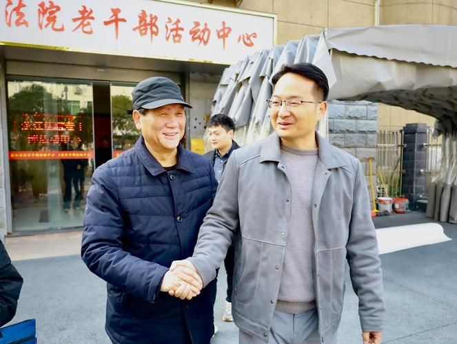 余江区最新通告:所有人员足不出户/余江最新确诊新肺炎