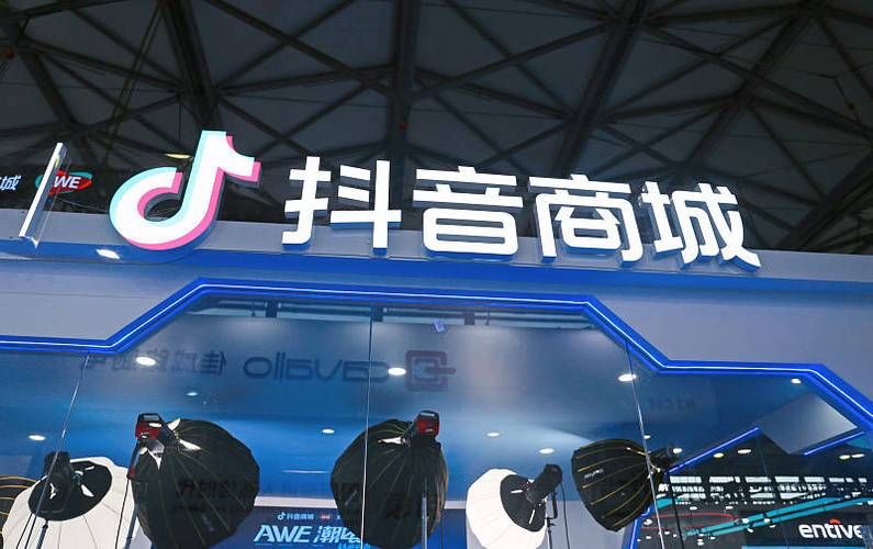 抖音自助业务商城24H自助下单,自媒体作者的新机遇