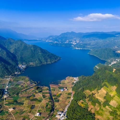 【四川省凉山彝族自治州雷波县首例阳性感染者来源公布,四川凉山雷波县图片】